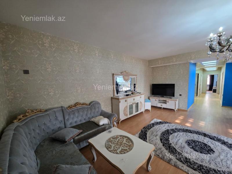 8-ci mikrorayonda 4 otaqlı yeni tikili mənzil kirayə verilir, 165 m², 1 100 AZN/ay, şəkil 2 / 12