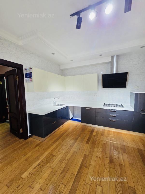 8-ci kilometrdə 3 otaqlı yeni tikili mənzil satılır, 145 m², 360 000 AZN, şəkil 2 / 12