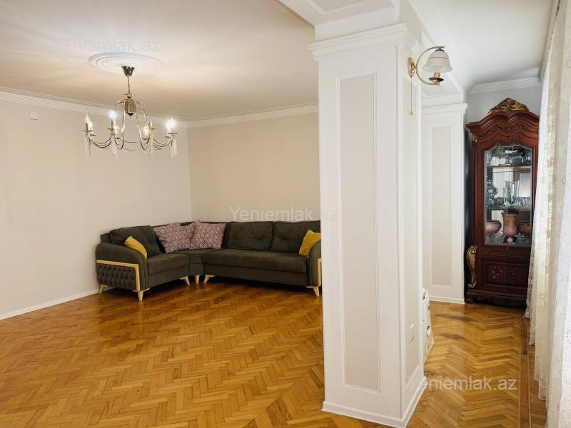8-ci kilometrdə 3 otaqlı köhnə tikili mənzil satılır, 70 m², 169 000 AZN, şəkil 3 / 12