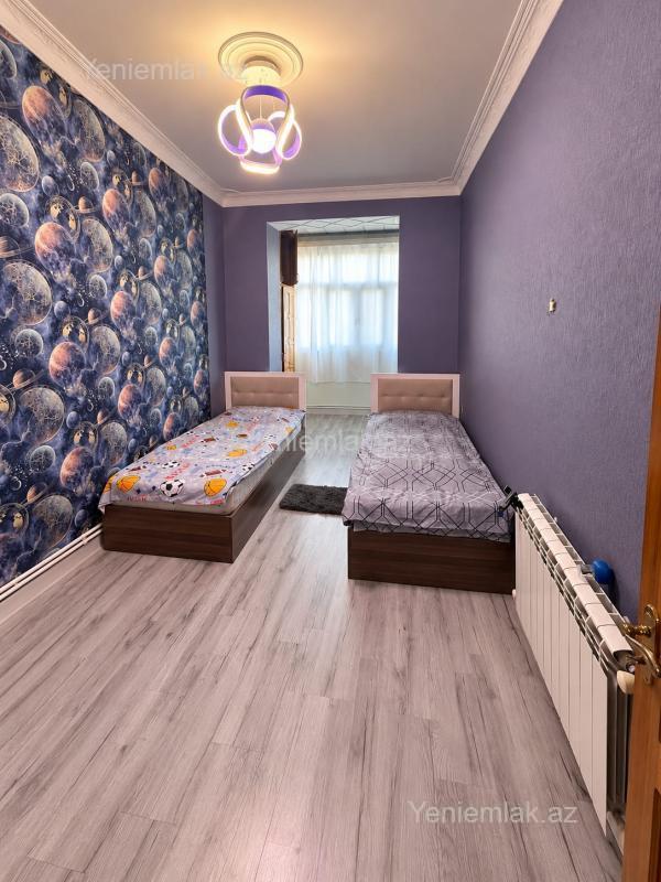 Neftçilərdə 3 otaqlı köhnə tikili mənzil satılır, 85 m², 207 000 AZN, şəkil 3 / 10