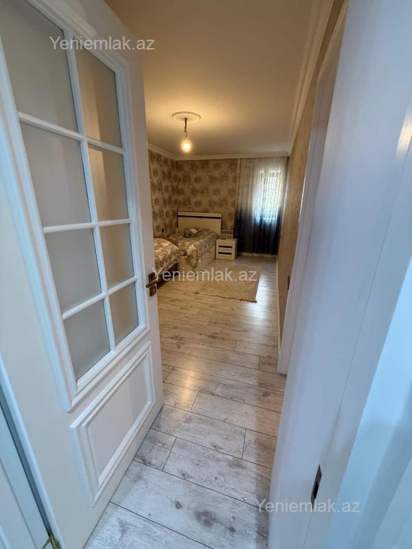Продаётся 5-комнатная квартира в старом фонде, Badamdar, 125 м², 280 000 AZN, фото 4 / 10