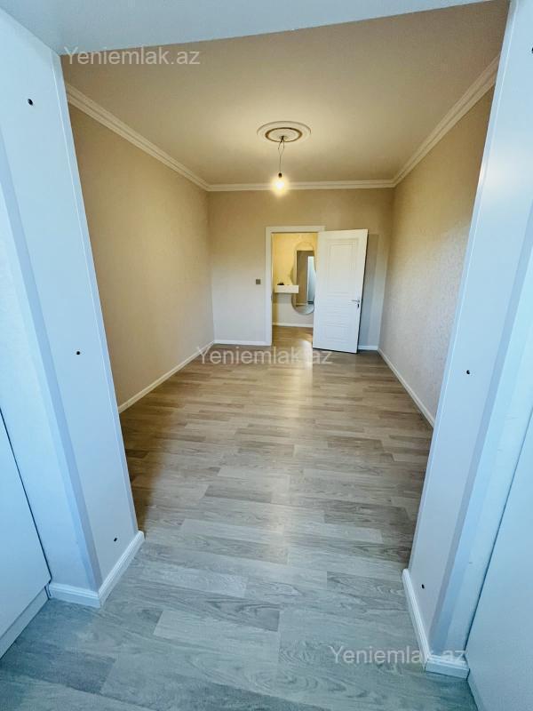 8-ci kilometrdə 2 otaqlı köhnə tikili mənzil satılır, 60 m², 183 000 AZN, şəkil 4 / 9