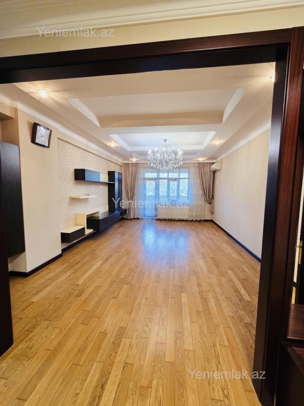 8-ci kilometrdə 3 otaqlı yeni tikili mənzil satılır, 145 m², 360 000 AZN, şəkil 4 / 12