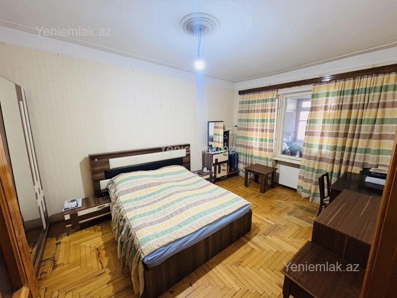 8-ci kilometrdə 3 otaqlı köhnə tikili mənzil satılır, 70 m², 175 000 AZN, şəkil 5 / 12