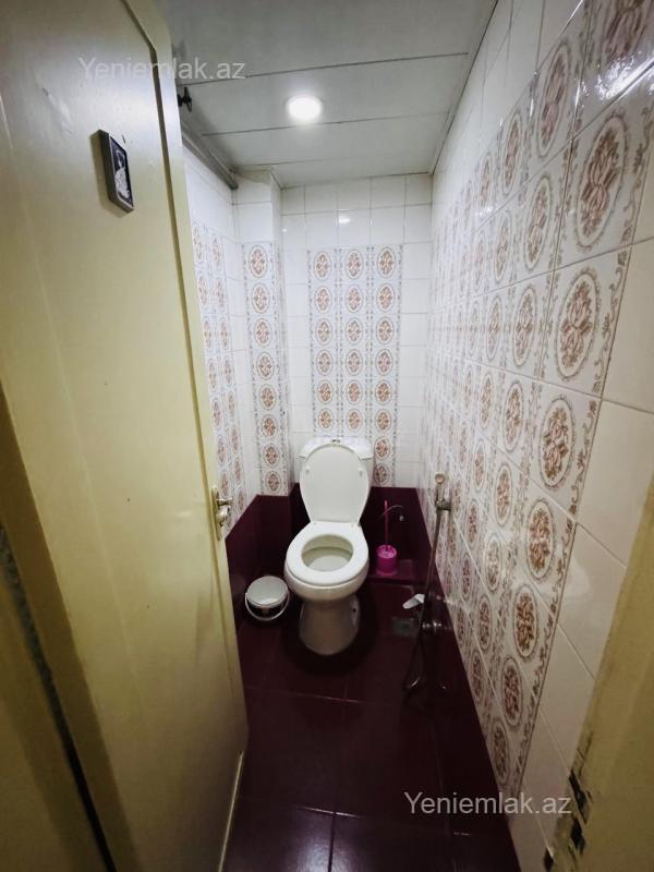 8-ci kilometrdə 2 otaqlı köhnə tikili mənzil satılır, 60 m², 161 000 AZN, şəkil 5 / 9