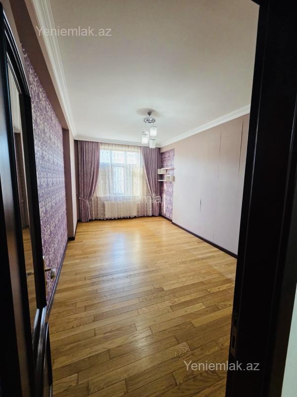 8-ci kilometrdə 3 otaqlı yeni tikili mənzil satılır, 145 m², 360 000 AZN, şəkil 5 / 12