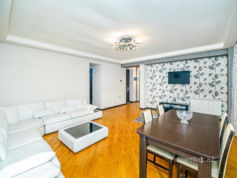 3 otaqlı Bina evi menzil, Səbail rayonu, Bakı