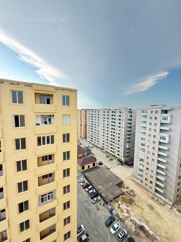 Bina evi menzil Satılır Abşeron Saray Təcili satılır Saray H MTK Yaşayış kompleksi. 891 azn aylıq ödəniş, 23500