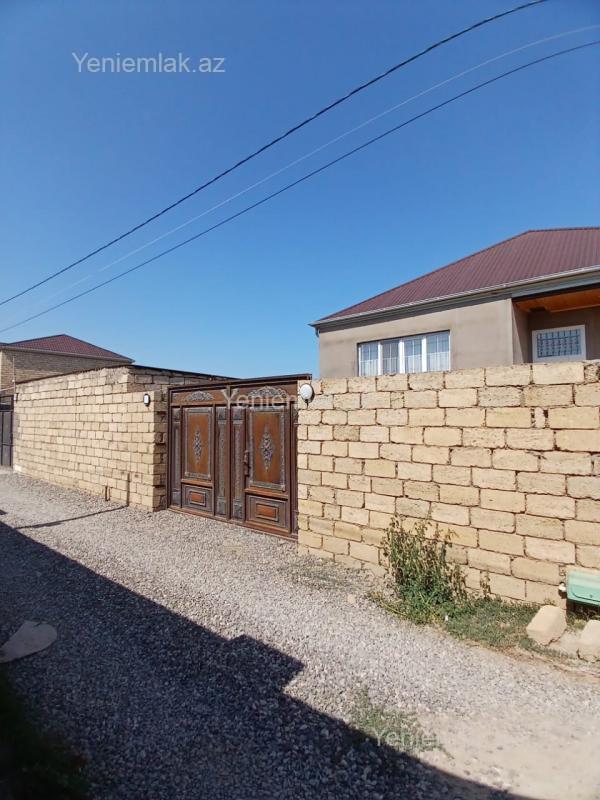 Həyət evi / Villa Satılır Abşeron Saray Saray qəsəbəsi, Üzümlük yaşayış massivində yerləşən, çox əlverişli yerdə satılı