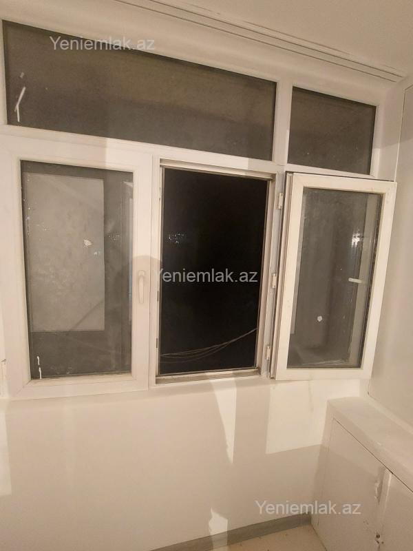 Bina evi menzil Satılır Sumqayıt 5-ci mikrorayon tam temilrli esyasiz satilir