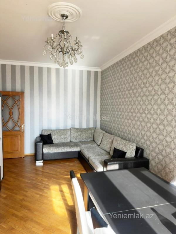 Bina evi menzil Satılır Bakı Binəqədi rayonu 8-ci mikrorayon Binəqədi r., 8-ci mikrorayon – Elite Ticarət Mərkəzinin yan