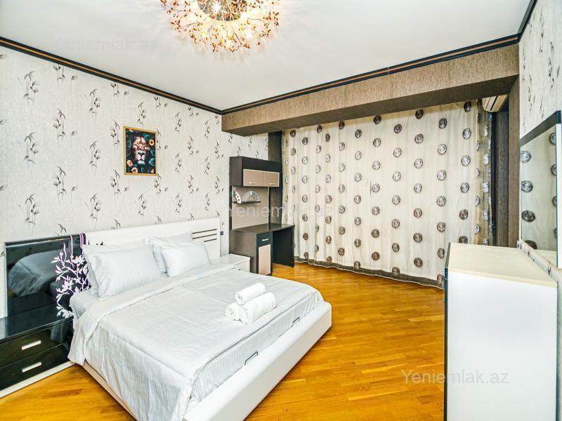 3 otaqlı Bina evi menzil, Səbail rayonu, Bakı
