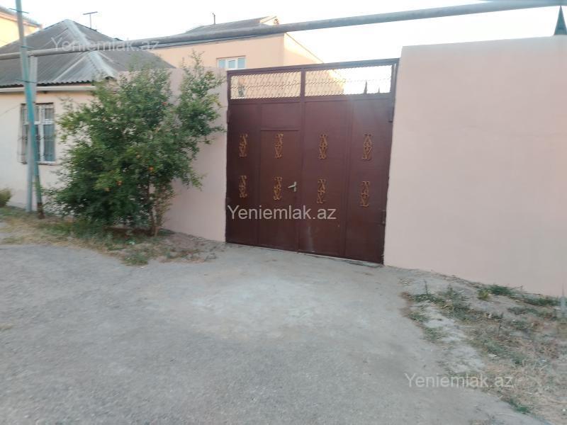 5 otaq · 200 m² · 1/1 mərtəbə, Qaraçuxur