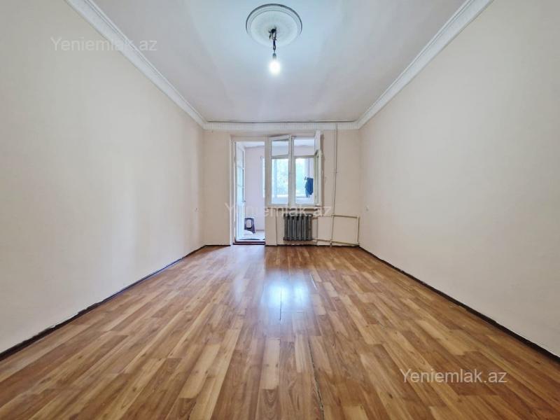 3-комн. · 70 m²