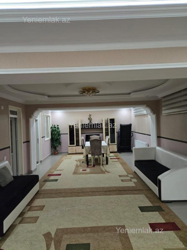 4 rooms · 130 m²