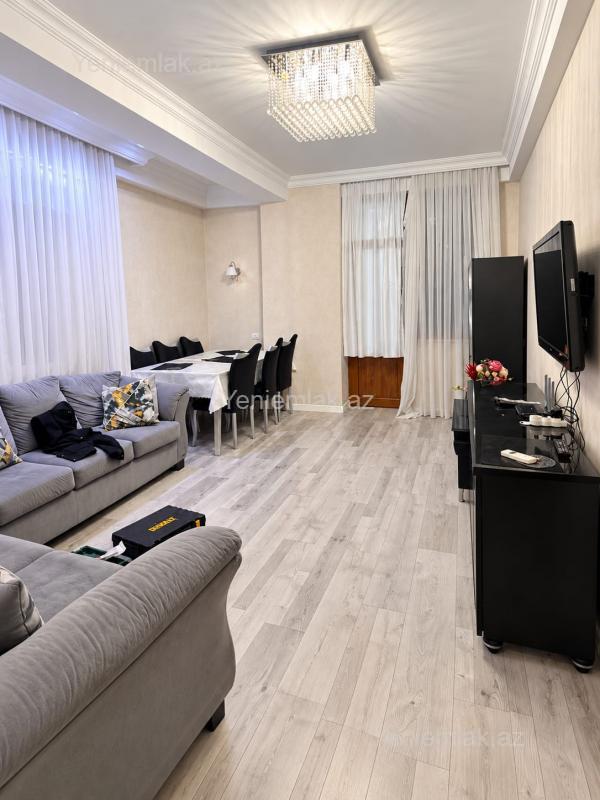 3 otaq · 120 m² · 3/16 mərtəbə, İnşaatçılar