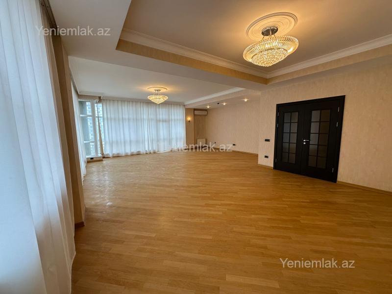 28 Mayda 5 otaqlı yeni tikili mənzil satılır, 260 m², 590 000 AZN, şəkil 2 / 12