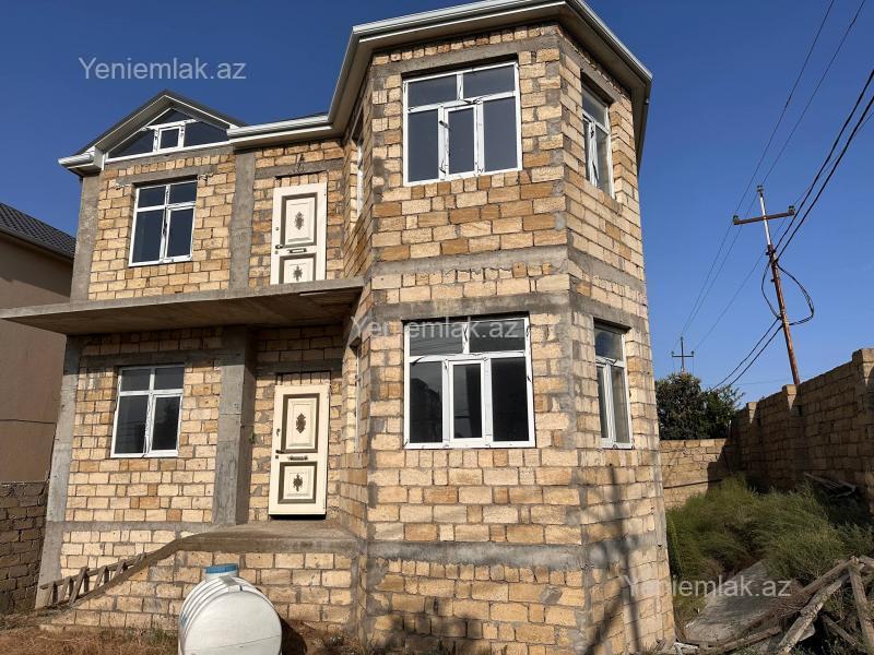 Sulutəpədə 4 otaqlı həyət evi satılır, 200 m², 180 000 AZN, şəkil 2 / 12