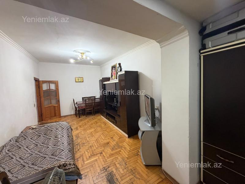 3-room old-build apartment for sale in Xalqlar Dostluğu, 75 m², 160 000 AZN, photo 2 / 12