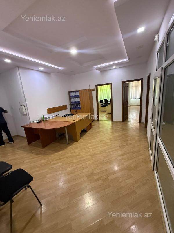 İnşaatçılarda 4 otaqlı yeni tikili mənzil satılır, 155 m², 300 000 AZN, şəkil 2 / 12