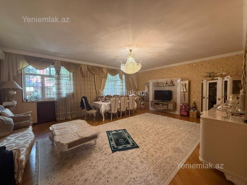 8-ci kilometrdə 5 otaqlı həyət evi satılır, 250 m², 495 000 AZN, şəkil 2 / 12