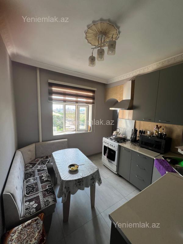 8-ci kilometrdə 3 otaqlı köhnə tikili mənzil satılır, 80 m², 230 000 AZN, şəkil 3 / 12