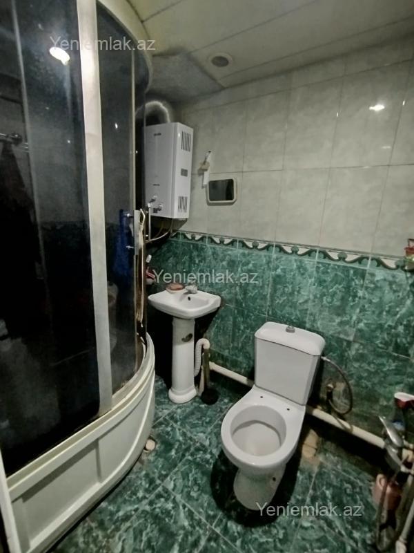 28 Mayda 4 otaqlı köhnə tikili mənzil satılır, 80 m², 155 000 AZN, şəkil 3 / 12