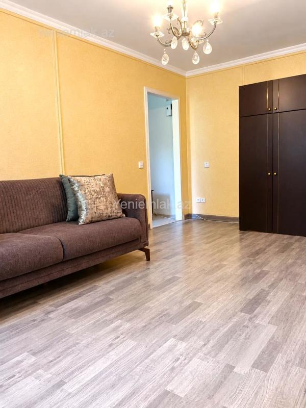 1-room old-build apartment for sale in Bakıxanov, 30 m², 107 000 AZN, photo 3 / 8