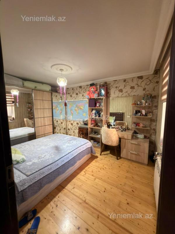4-room old-build apartment for sale in İnşaatçılar, 90 m², 240 000 AZN, photo 3 / 11