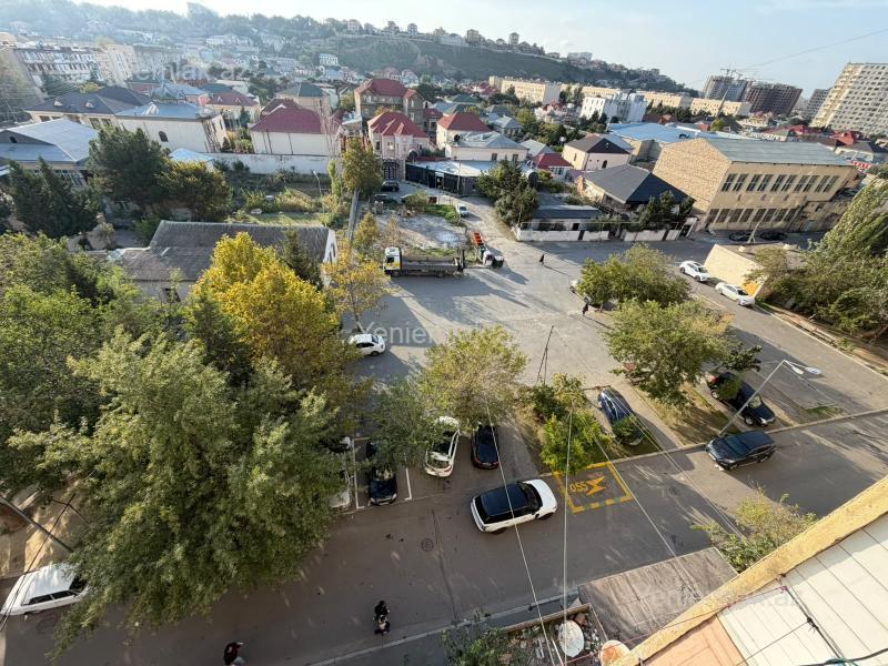 4-room old-build apartment for sale in Qaraçuxur, 110 m², 170 000 AZN, photo 4 / 12