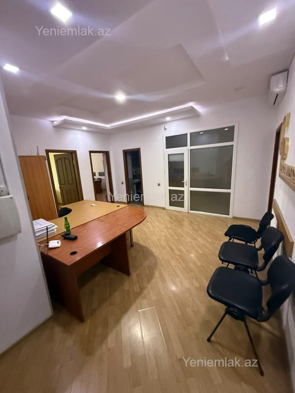 İnşaatçılarda 4 otaqlı yeni tikili mənzil satılır, 155 m², 300 000 AZN, şəkil 4 / 12