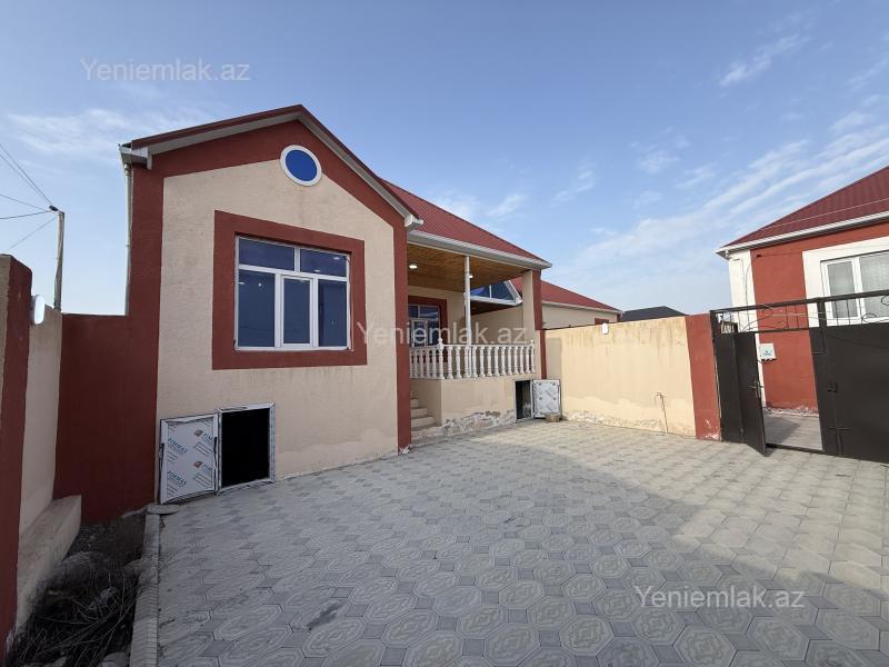 Həyət evi / Villa Satılır Abşeron Saray Saray qəsəbəsində ən ucuz 4 otaqlı ev paket kupça mərkəzi yola yaxin su qaz isi