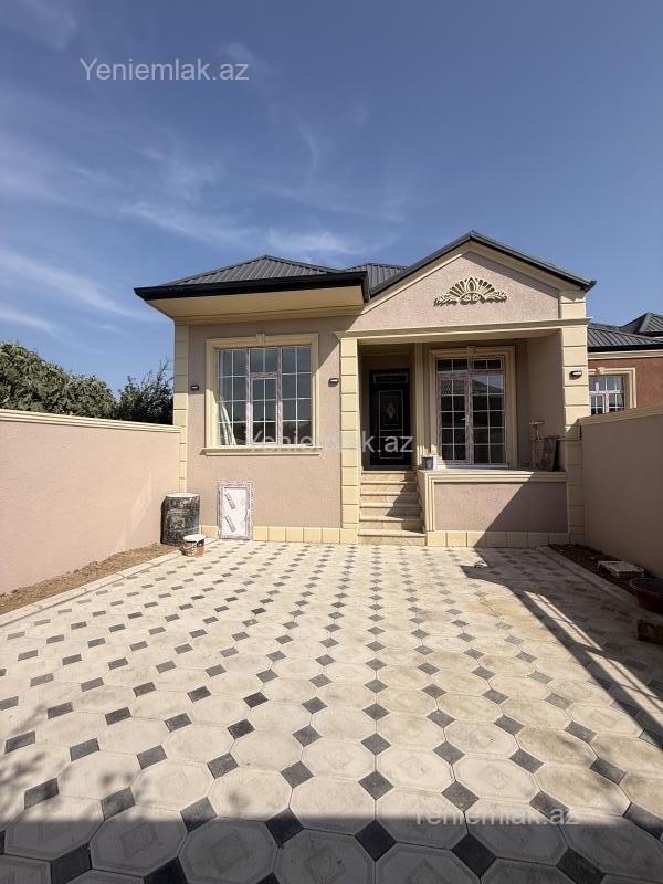 Həyət evi / Villa Satılır Abşeron Saray Paket kupça yola yaxin marsurut 50 metreden kecir su qaz isiq daimidi məktəbə y