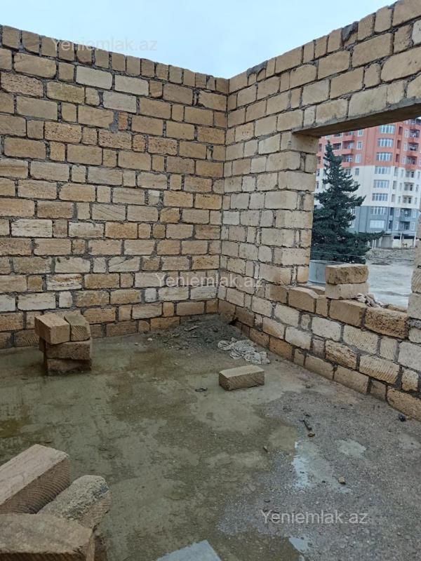 Həyət evi / Villa Satılır Abşeron Saray Saray körpüsündən 50 metr aralı Sumqayıta 5 dəqiqəlik yol məsafəsi 1.5 sotda 2