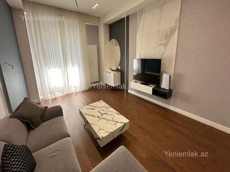 Bina evi menzil Satılır Bakı Xətai rayonu Ünvan: Xətai rayonu, Xətai metrosu, Qarabağ atları küçəsi. -Sahə: 95 Kv/m.