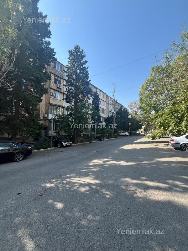 Bina evi menzil Satılır Bakı Xətai rayonu TƏCİLİ SATILIR ! Xətai rayonu, Həzi Aslanov Metrosunun yaxınlıqında 5-6 dəqiq