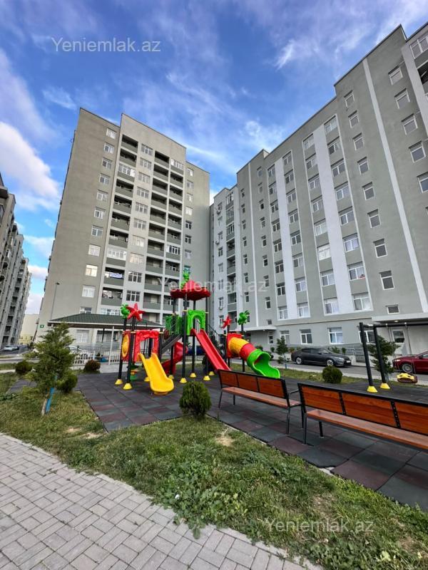 Bina evi menzil Satılır Bakı Suraxanı rayonu Hövsan qəs. TƏCİLİ SATILIR...HÖVSAN MİDA 2 yaşayış kompleksində qanuni 3ota