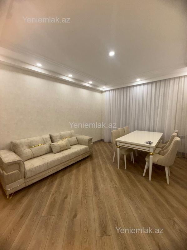 Bina evi menzil Kirayə Bakı Binəqədi rayonu 7-ci mikrorayon WEST TOWN kompleksində 2 otaqli mənzil kirayə verilir. Mənz