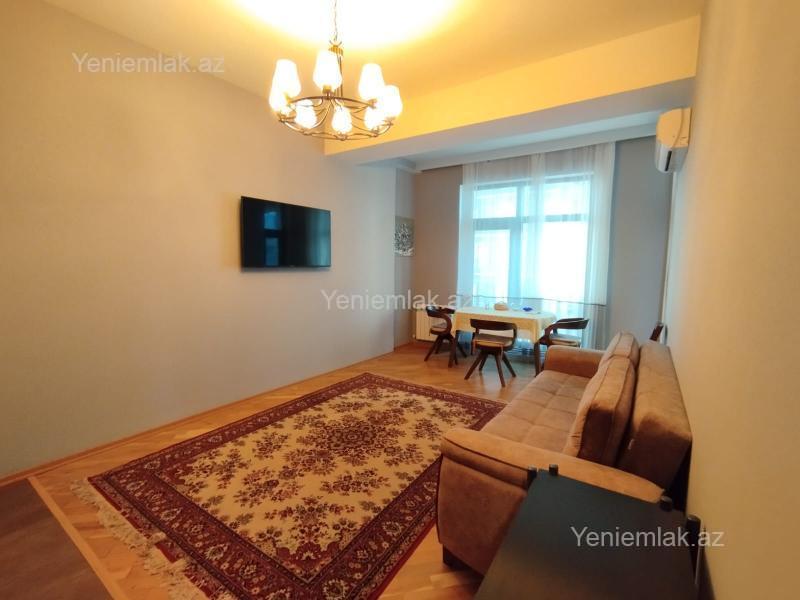 3 otaqlı Bina evi menzil, Səbail rayonu, Bakı