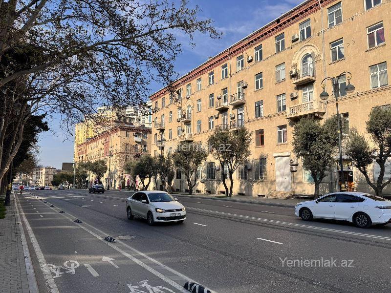 3 otaqlı mənzil, 85 m², Elmlər Akademiyası, 350 000 AZN