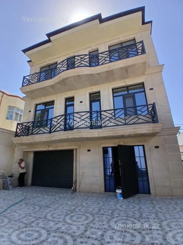 6 otaq · 300 m² · 3/3 mərtəbə, Bakıxanov