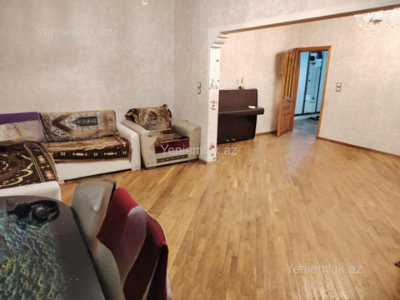 Yeni Yasamalda 4 otaqlı köhnə tikili mənzil kirayə verilir, 111 m², 800 AZN/ay, şəkil 4 / 12