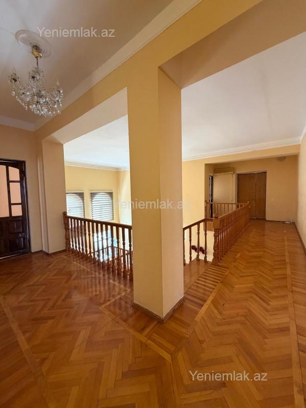 10 otaqlı Həyət evi / Villa, Səbail rayonu, Bakı
