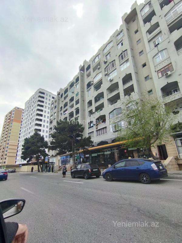 Bina evi menzil Satılır Bakı Yasamal rayonu Yasamalda 2 sayli tibb kolecine yaxin,araz marketin ustu 16 mertebeli binan