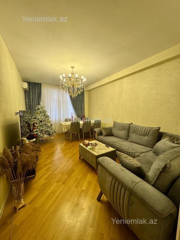 Bina evi menzil Satılır Bakı Binəqədi rayonu 9-cu mikrorayon TƏCİLİ SATILIR. İPOTEKAYA YARARLI 9 cu mkr 61,65 avtobusl