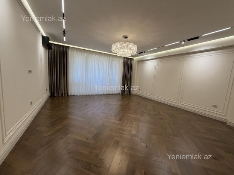 Bina evi menzil Satılır Bakı Nəsimi rayonu Ünvan: Nəsimi rayonu, 28 May metrosu, Dilarə Əliyeva küçəsi. -Sahə: 185 Kv/