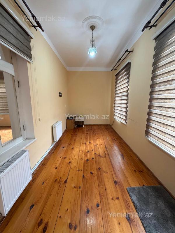 10 otaqlı Həyət evi / Villa, Səbail rayonu, Bakı