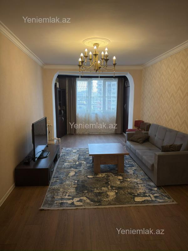 2 otaqlı mənzil, 60 m², Mikayıl Müşfiq küçəsi, 800 AZN