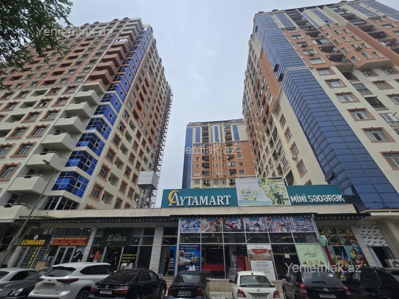 Bina evi menzil Satılır Sumqayıt 16-cı məhəllə Satılır 1 otaqlı təmirsiz mənzil. Sumqayıt şəhəri, 16-cı kvartal, 19 mər
