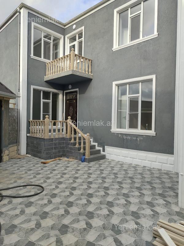 Həyət evi / Villa Satılır Bakı Sabunçu rayonu Bakıxanov qəs. Ev yeləsir 114 154 nömrəli məkdəbin yaxiniginda məkdəbin k
